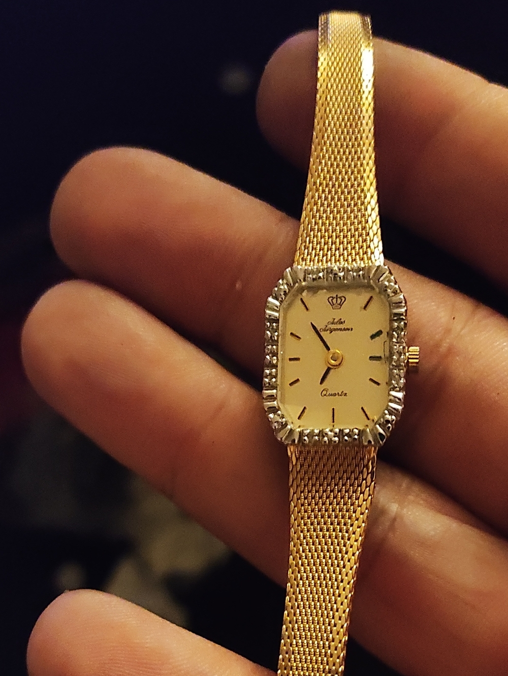 Vintage Gold-Tone Mesh Bracelet Women's Watch - Queen Elegance
